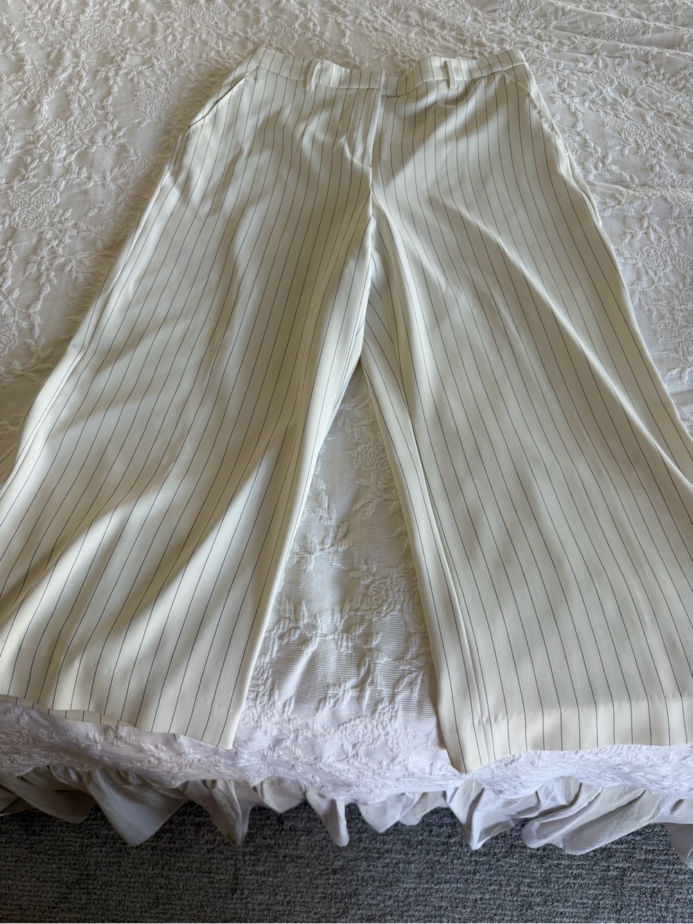 H&M Cream black tripe Wide-Leg Pinstripe Kids Pants L perfect